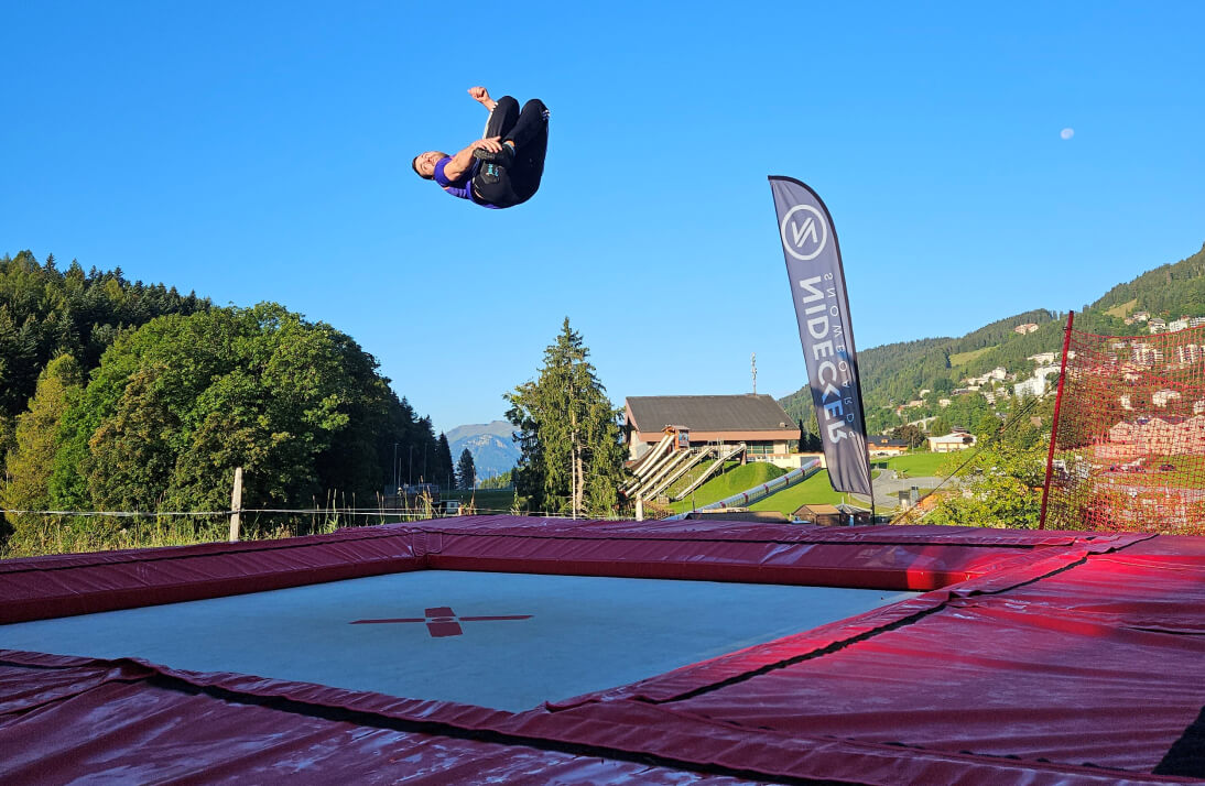 20250728-passion-schneesport-projekte-aussentrampolin